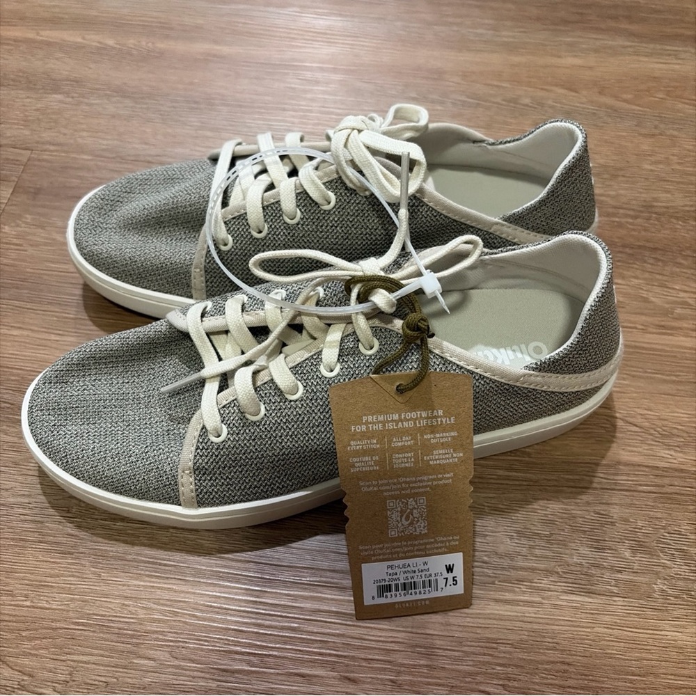 Olukai Pehuea Li Women’s sneakers nwt